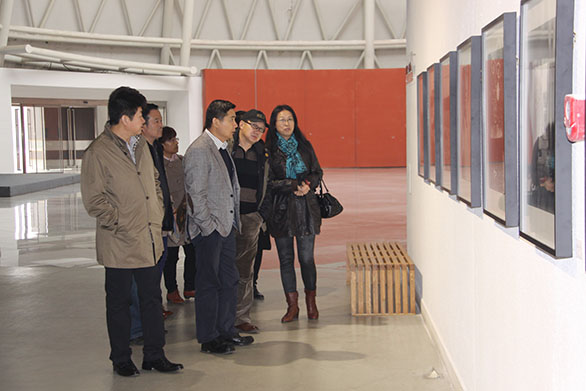 我校與淄博絲綢公司洽談校企合作-山東工藝美術學院 shandong